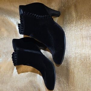 Aerosoles Black Velvet 3" Heel Bootie, Size 7.5 M
